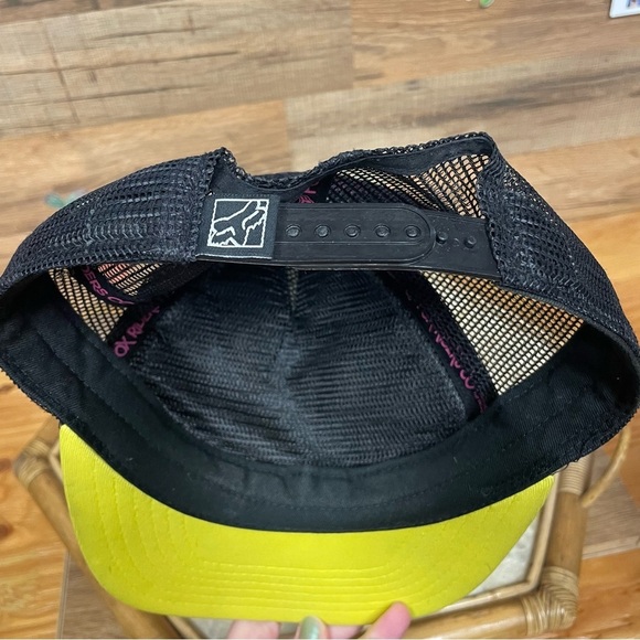 Fox Racing Moto Co “Live Fast Ride Hard” girls trucker hat - Picture 4 of 6